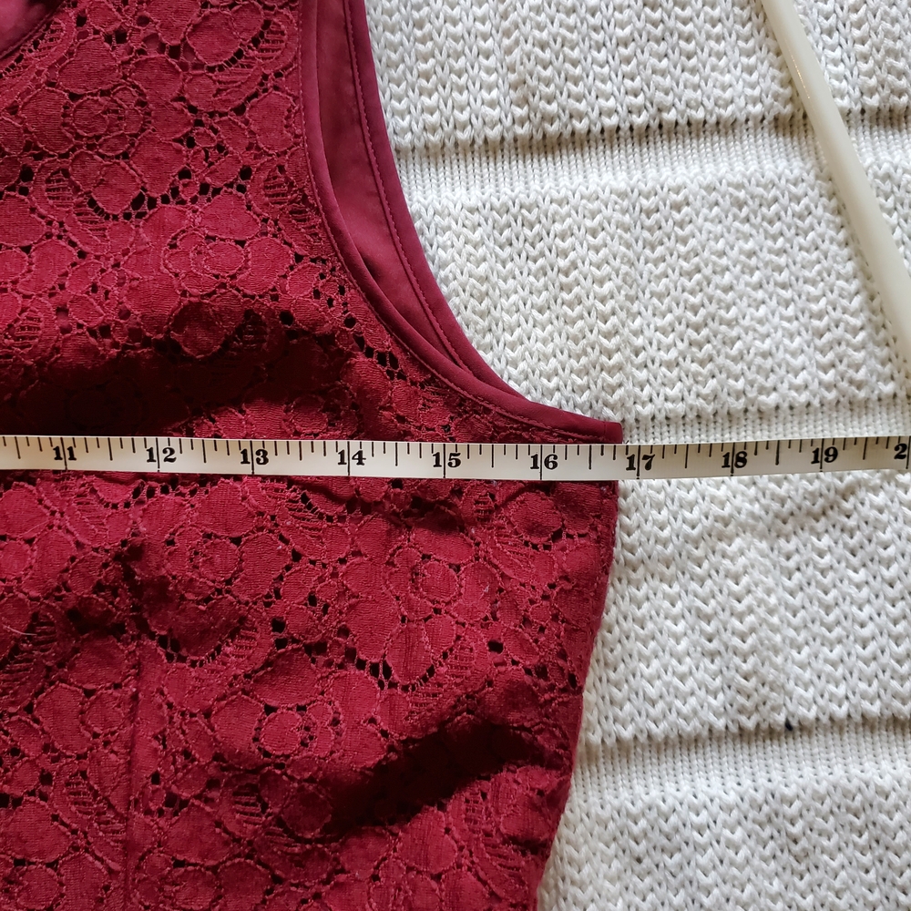 Banana Republic Burgandy Lace Blouse - Picture 6 of 8